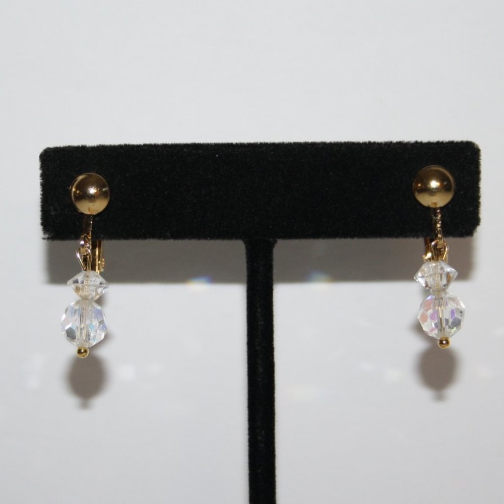 Beautiful Nwot Gold clip on and crystal earrings 1":